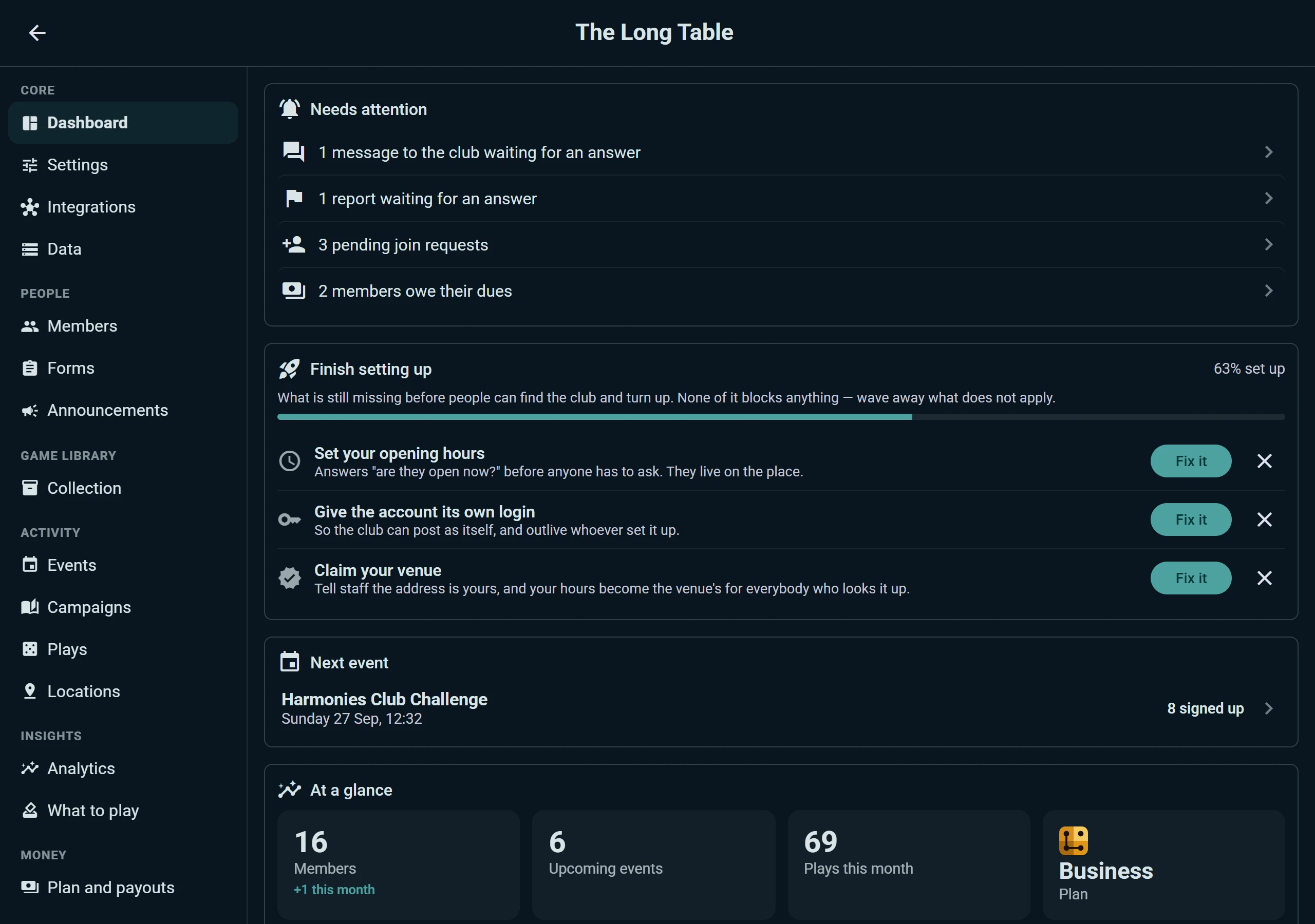 The club console: messages and reports to answer, join requests, members who owe their dues, and the next event